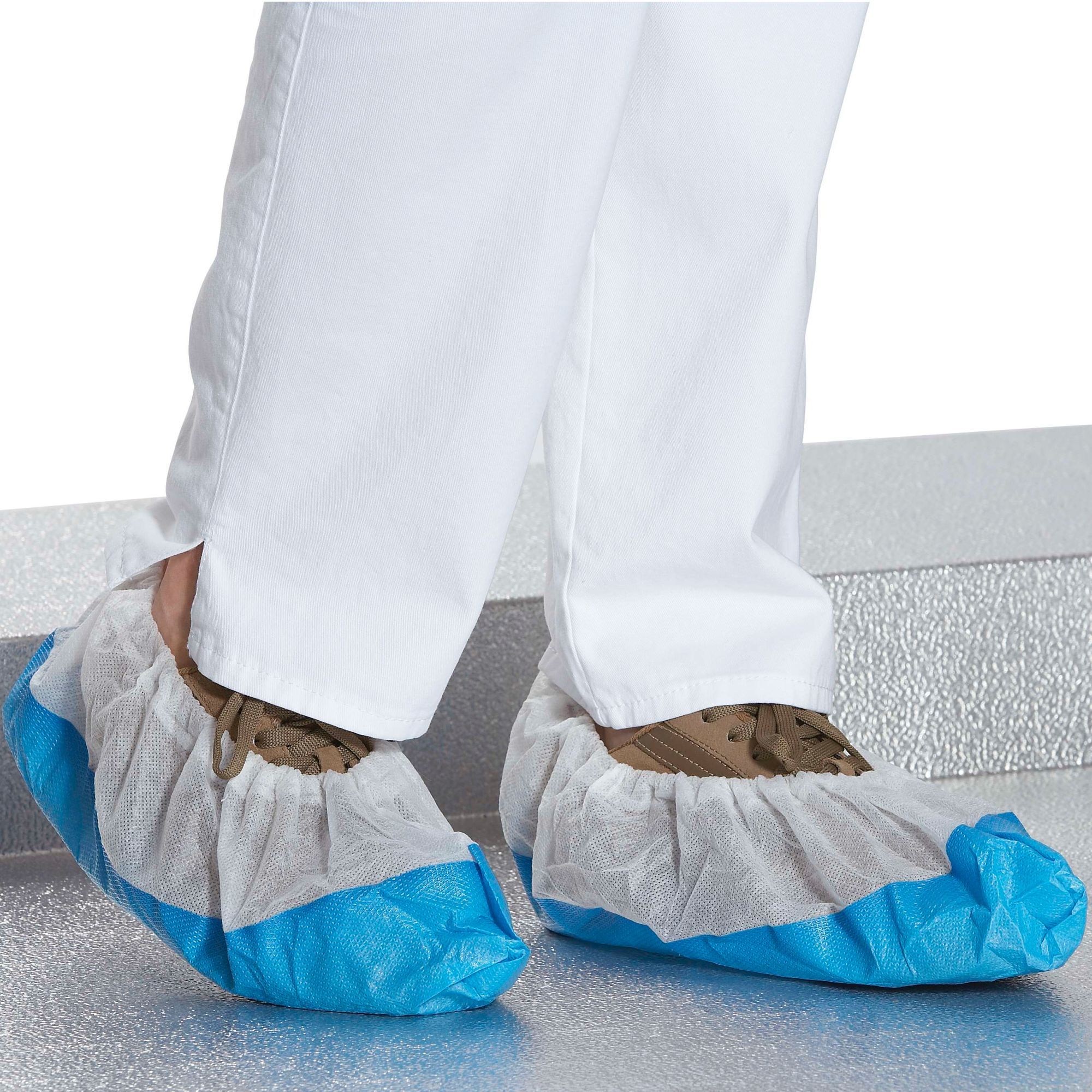100_53008 Corsair overshoes white-blue