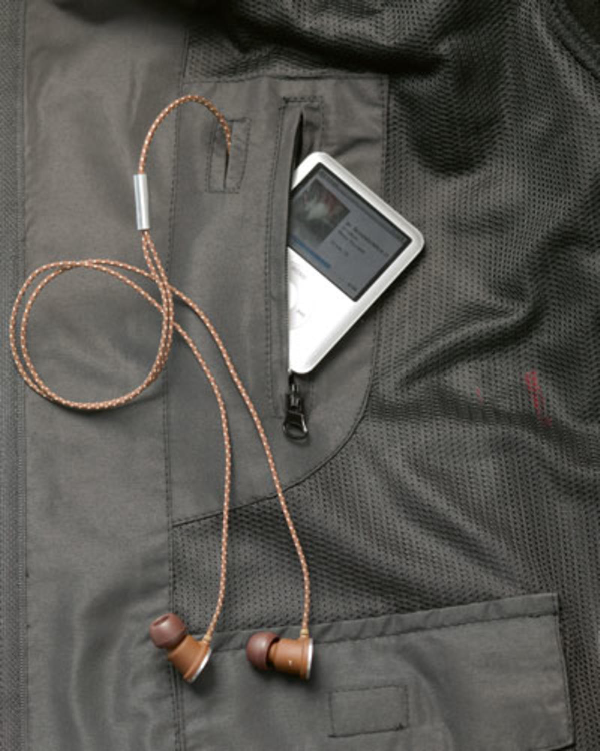 20007_innen_19lyy5HVjRZ3s0