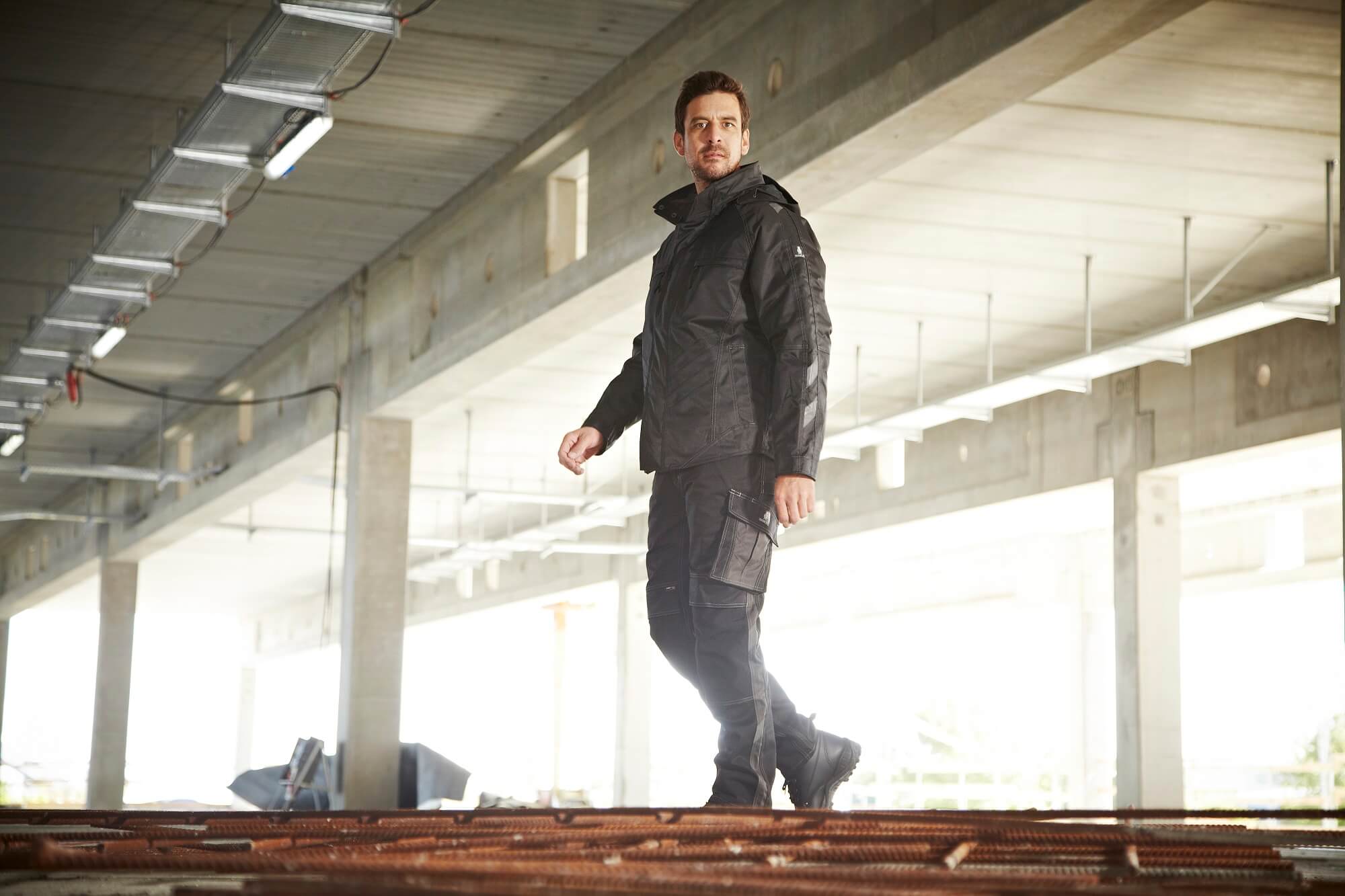 12135-211_12179-203_A3