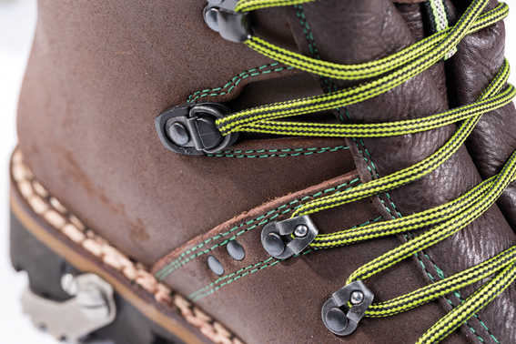 juchten_schuhoesen_rgb