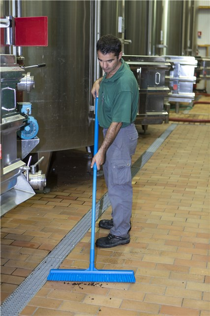 31943_29383_-640x640